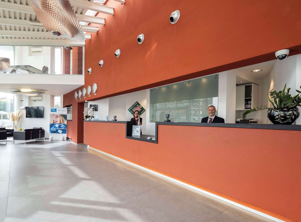 lobby