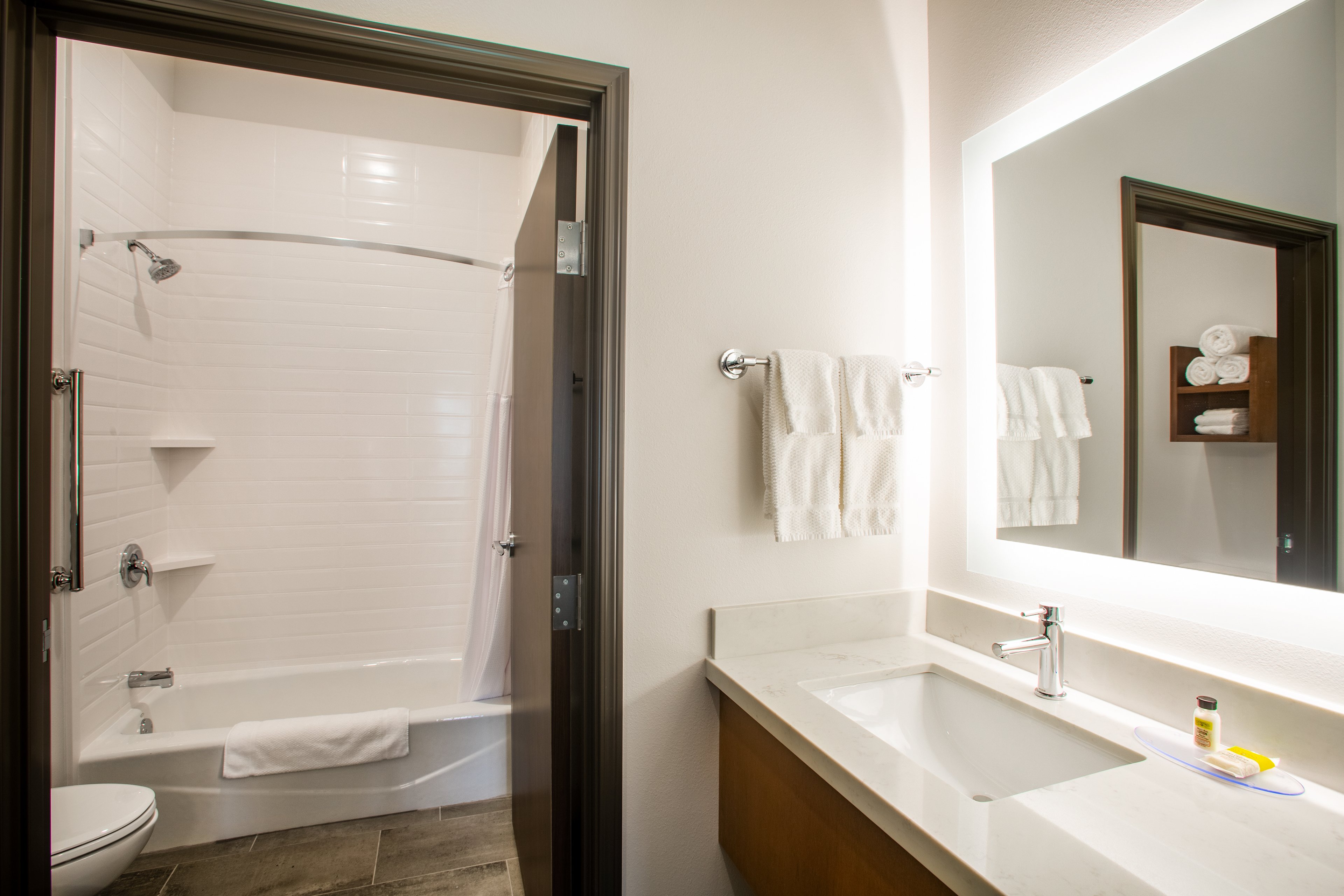 جناح استوديو بسرير كينج، Staybridge Suites Sioux Falls Southwest 3/4