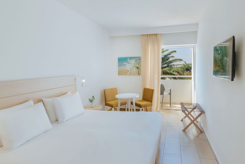 Nissi Park Hotel 22/70