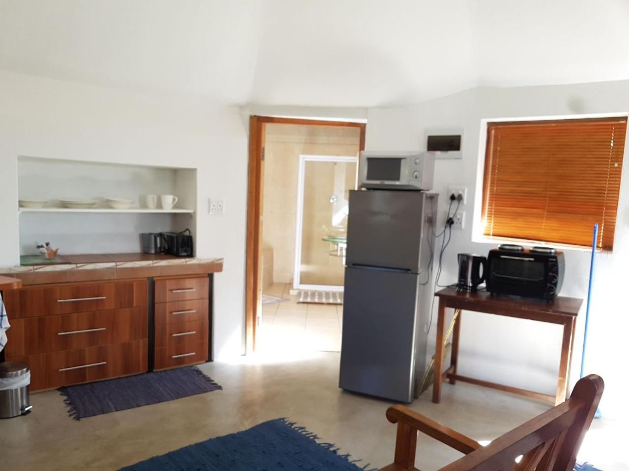 Mountain Breeze Log Cabins 6/18