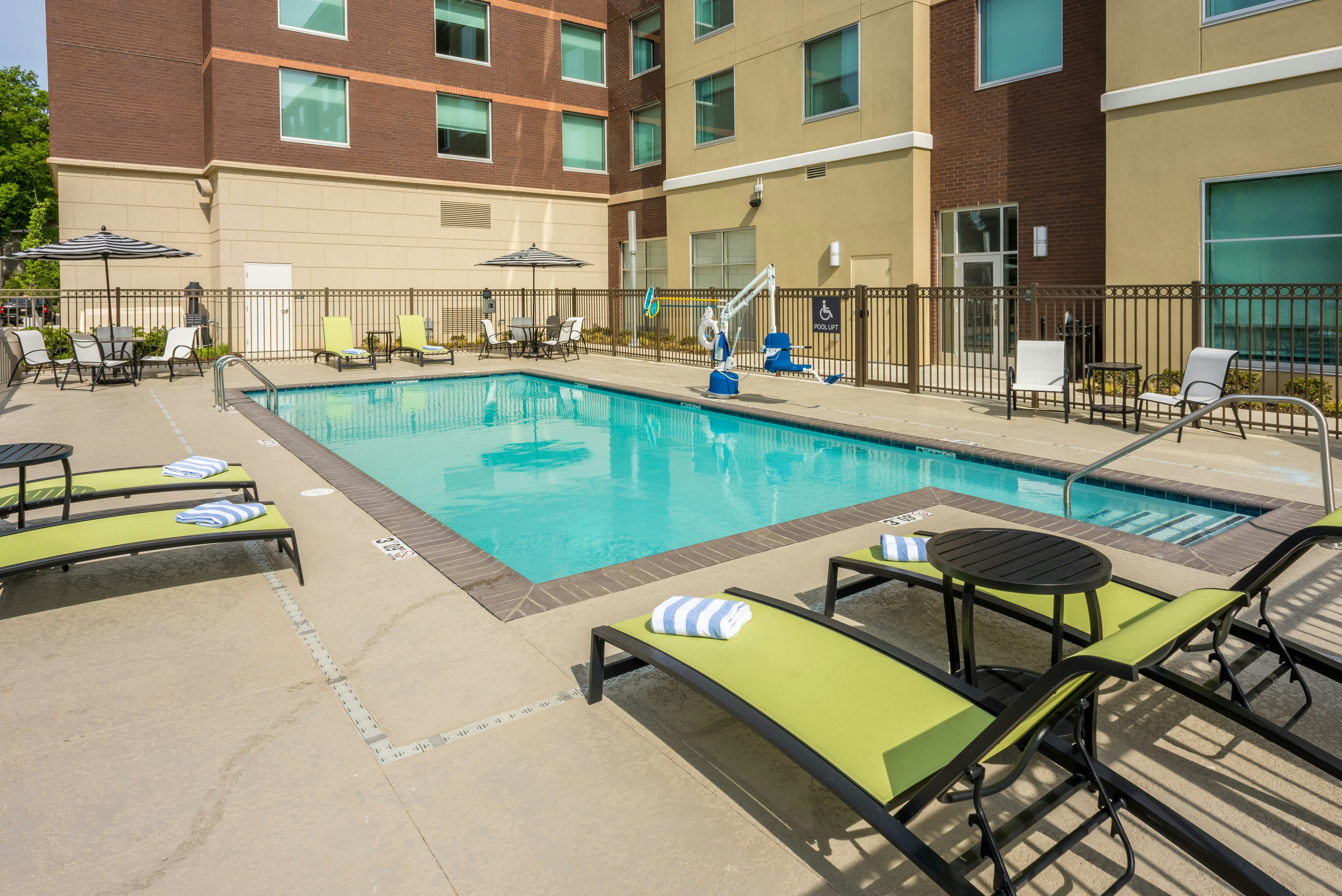 Hilton Garden Inn Memphis East Germantown Tn 31/33