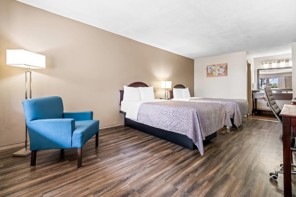STANDARD, 2 DOUBLE BEDS, PET FRIENDLY