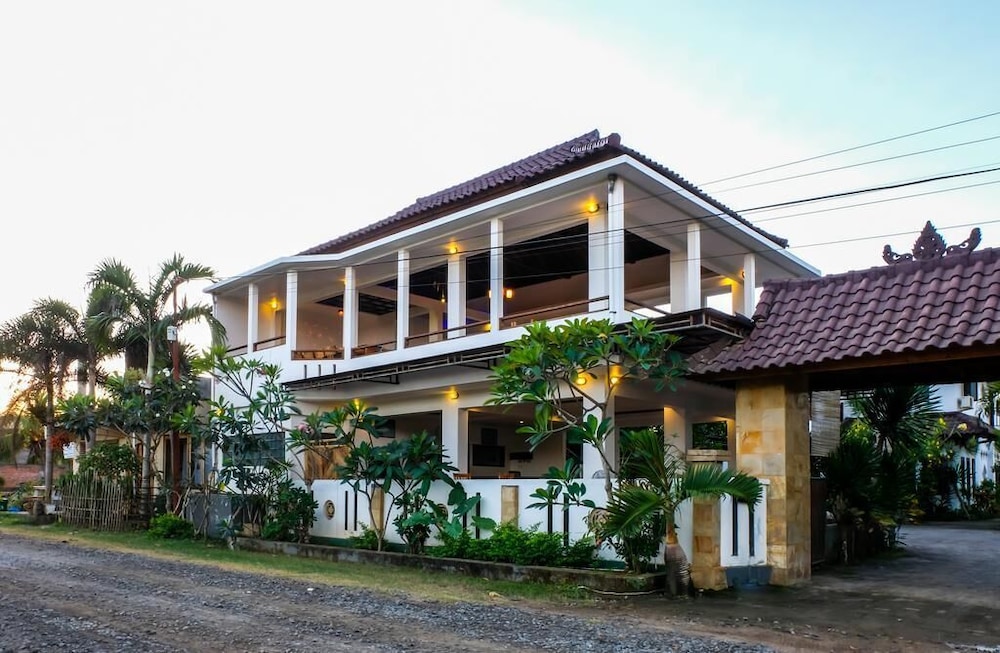 Friends Beach Hotel 4/38