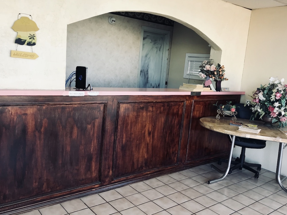 Executive Inn 10/45
