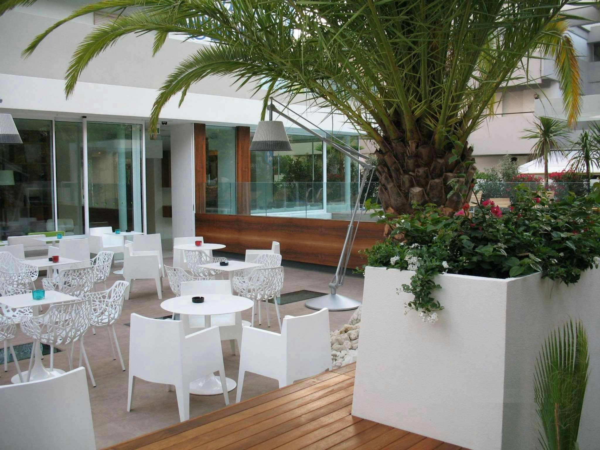Hotel Select Suites & Spa 51/56