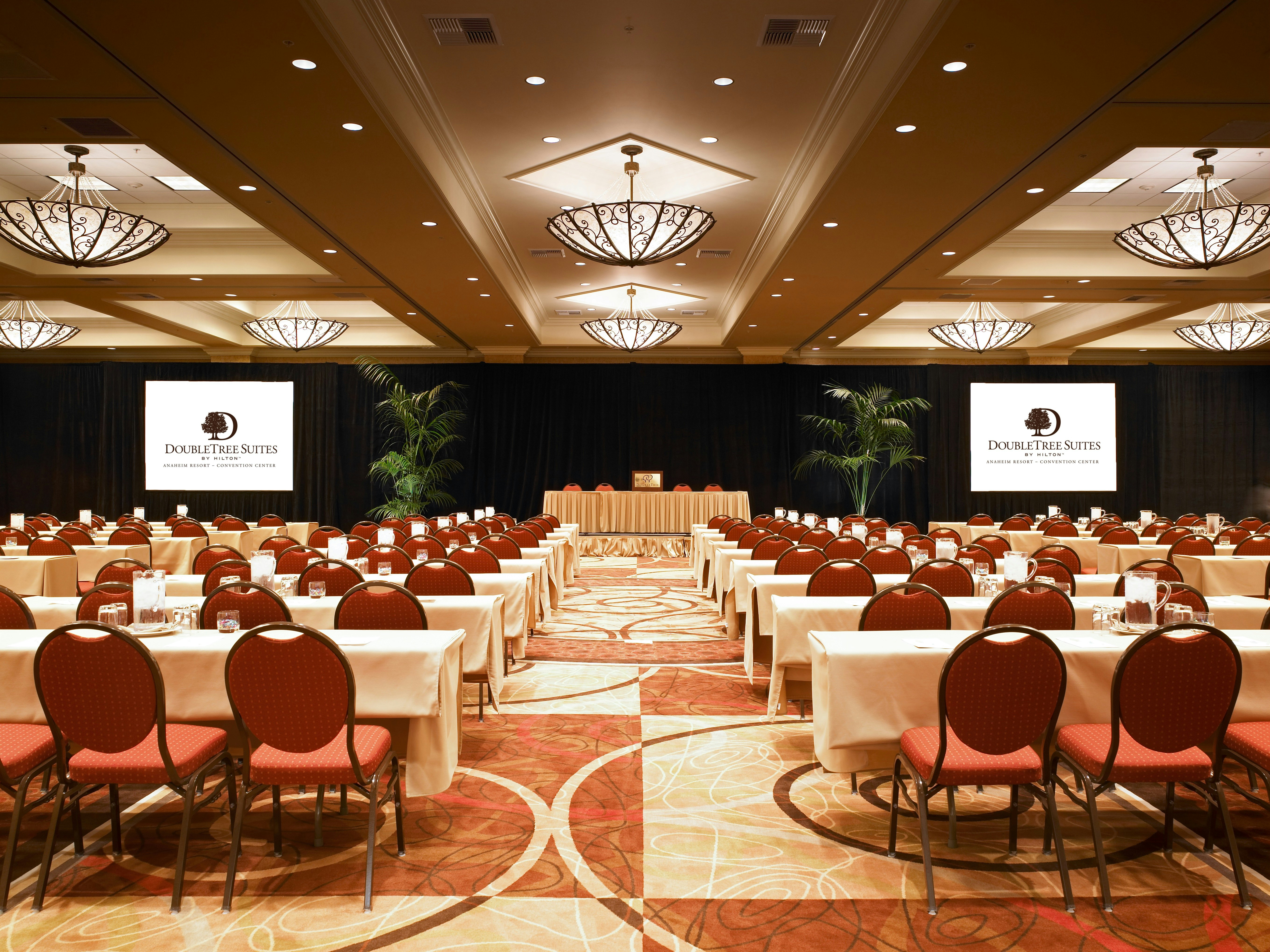 DoubleTree Suites by Hilton Hotel Anaheim Resort - Convention Center 49/56