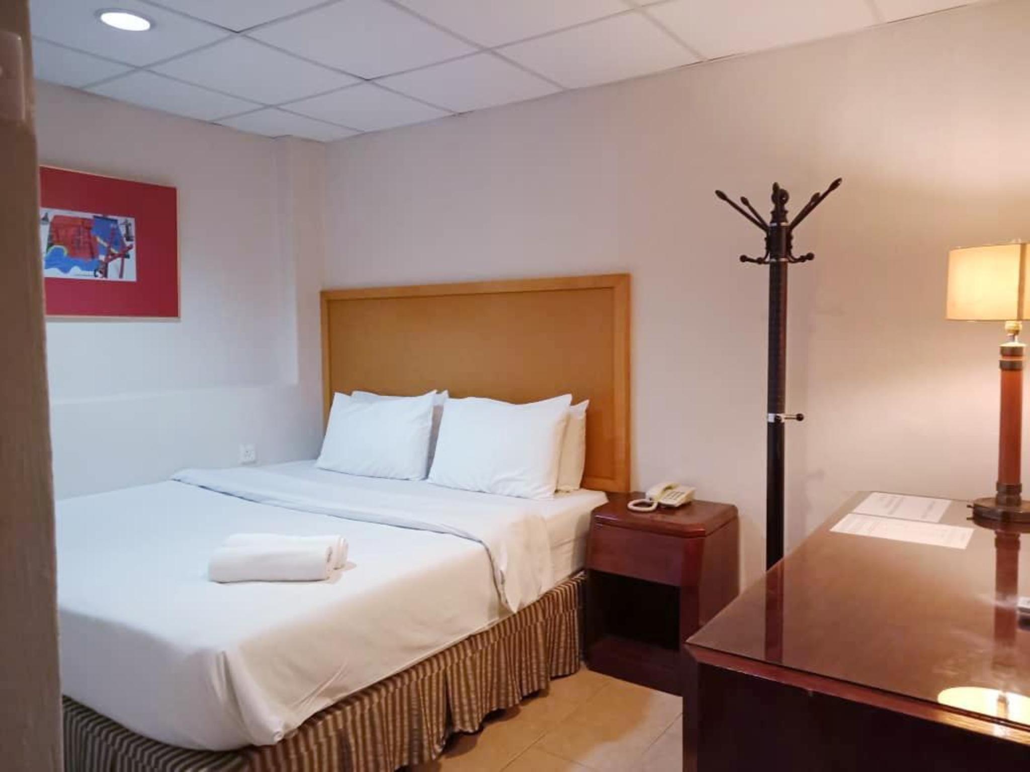 Golden Court Hotel Pelangi 11/15