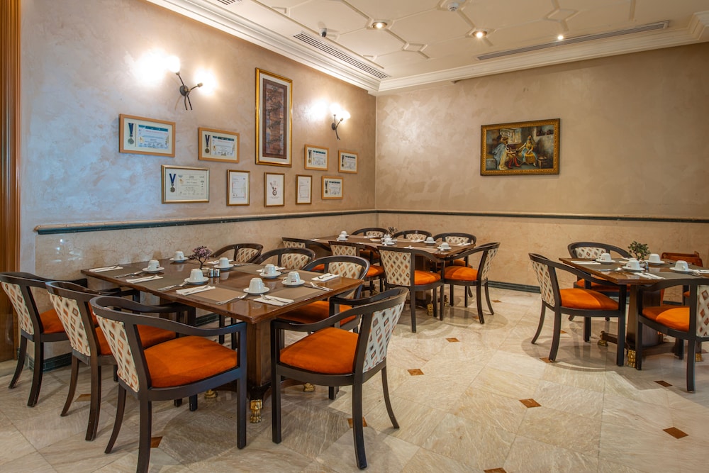 Bristol Hotel Amman 37/50