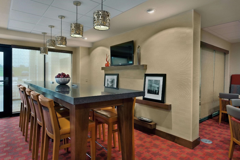 Hampton Inn Milwaukee/Brookfield 34/36