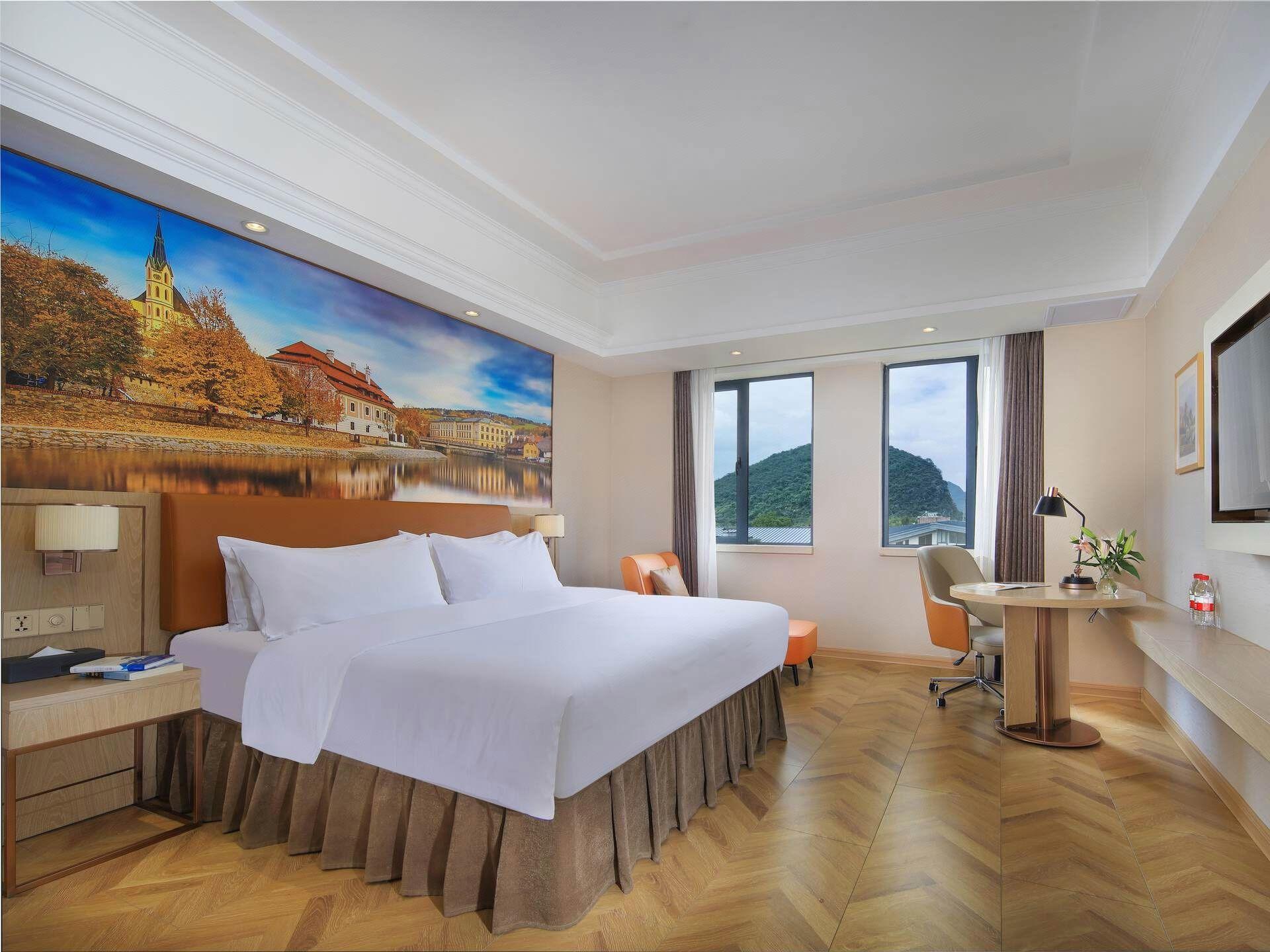 Vienna Hotel (Guilin Wanfu Square) 25/45