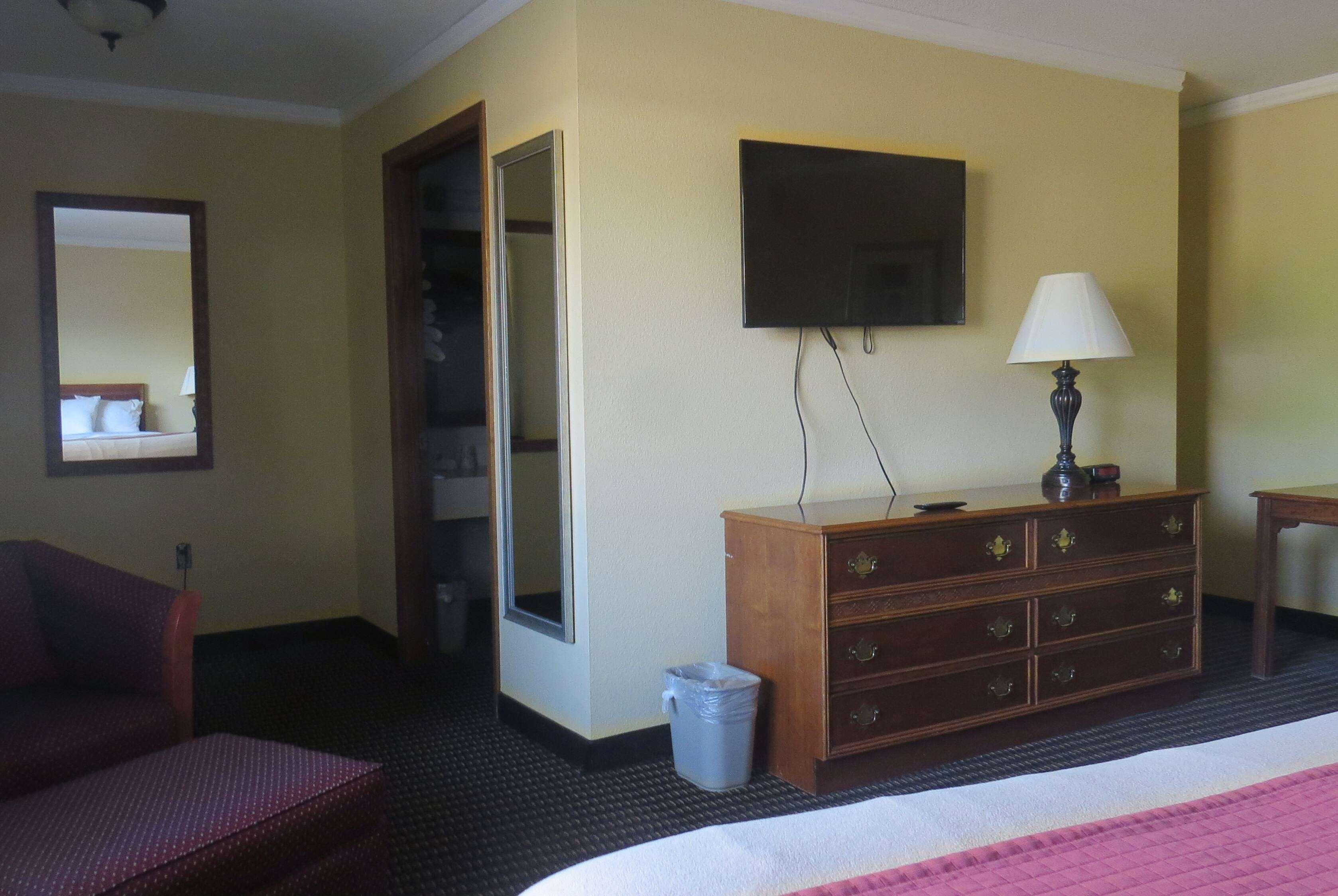 Travelodge by Wyndham Stratton 17/23