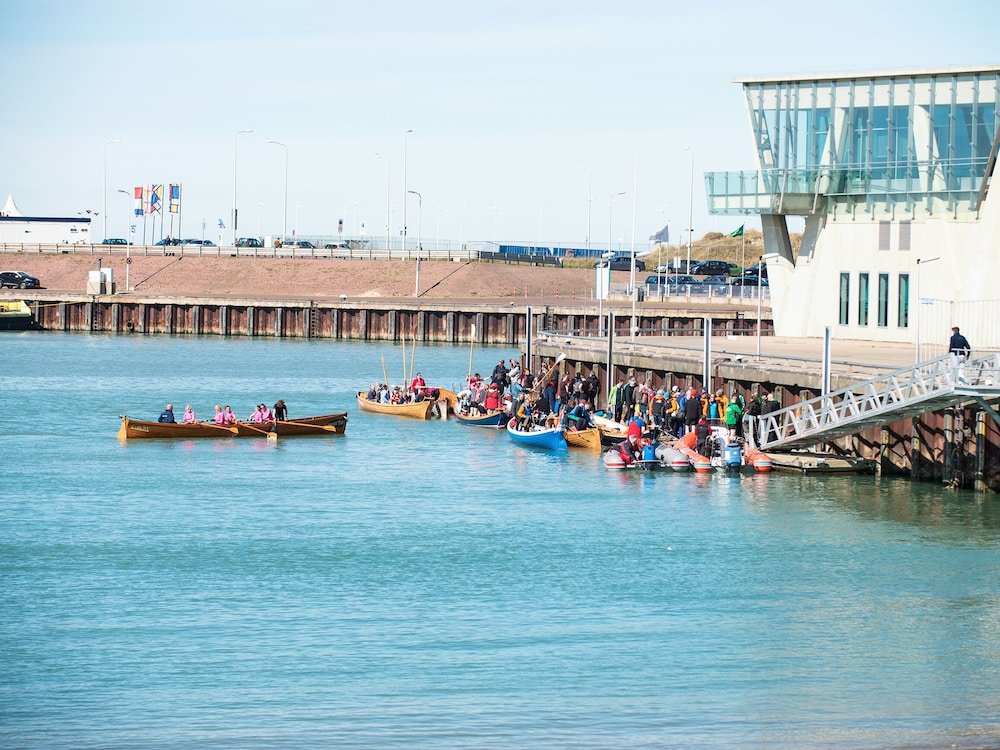 BizStay Harbour Scheveningen Apartments 43/50