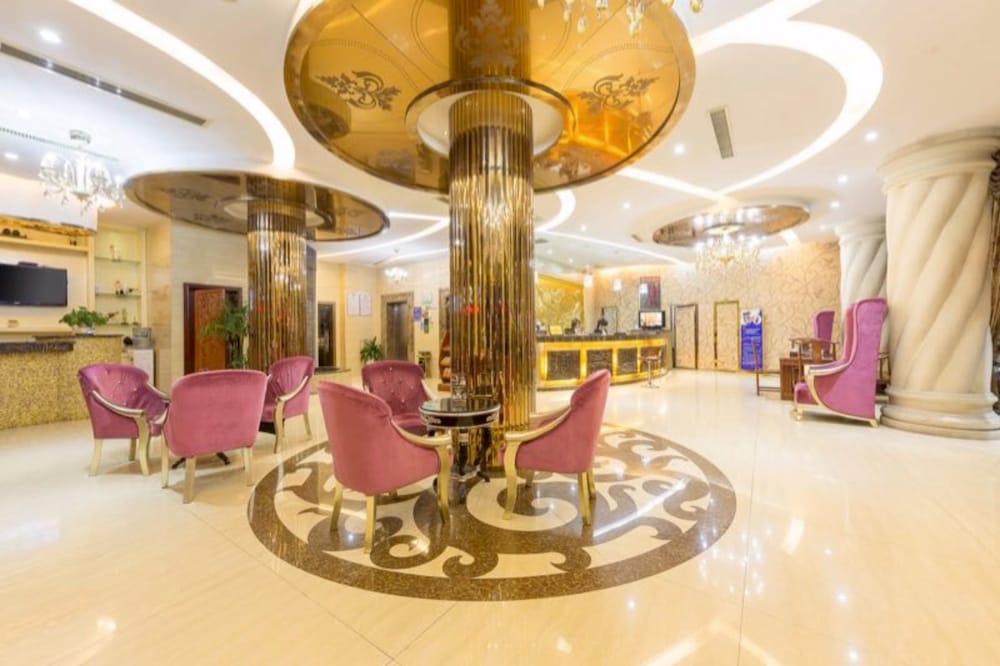 Rong Le Business Hotel 27/33