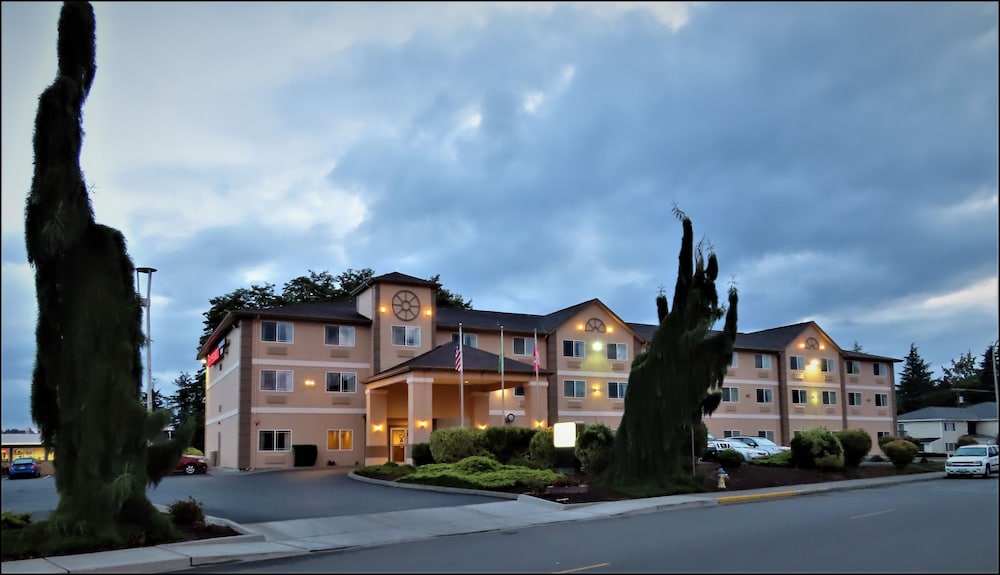 Peppermill Empress Inn 1/65