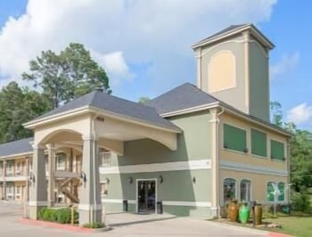 Super 8 by Wyndham Mansfield LA 1/17