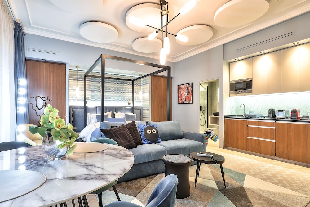 Hotel 33 Marbeuf 27/50