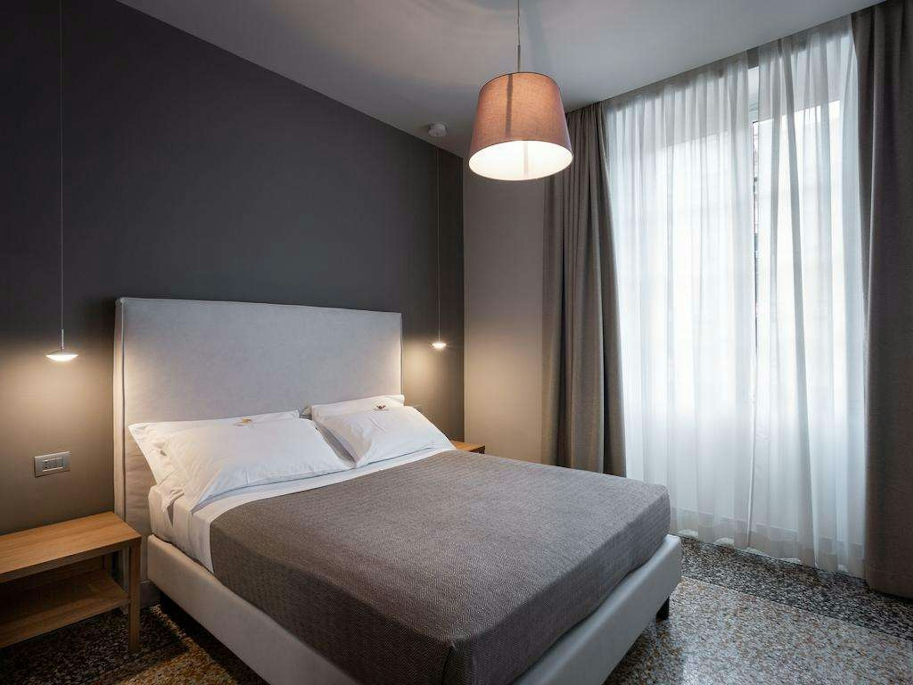 Hnn Luxury Suites 12/50