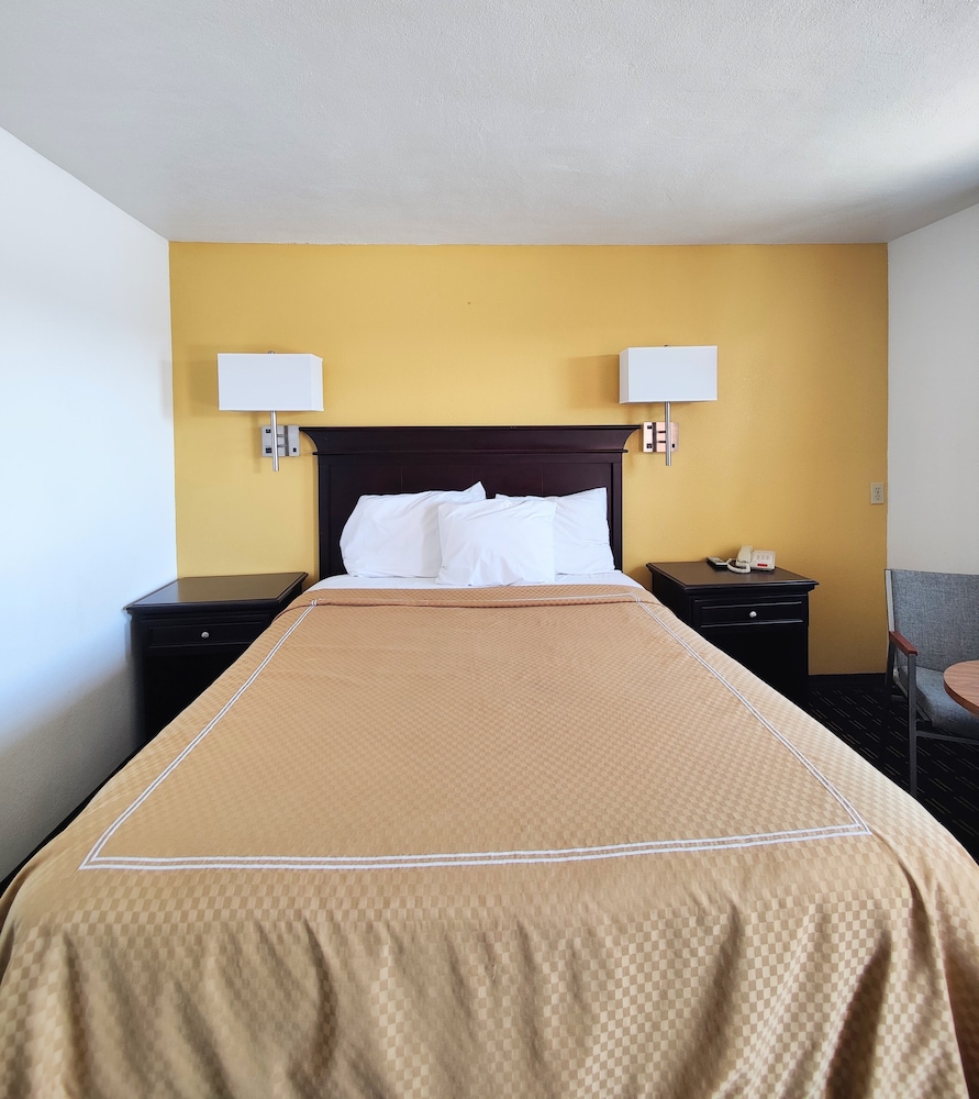 Desert Inn 28/49