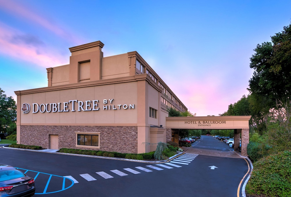 DoubleTree by Hilton Hotel Tinton Falls - Eatontown 1/51