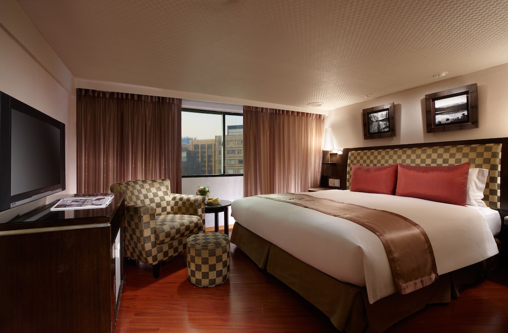 Erin Hotel 19/38