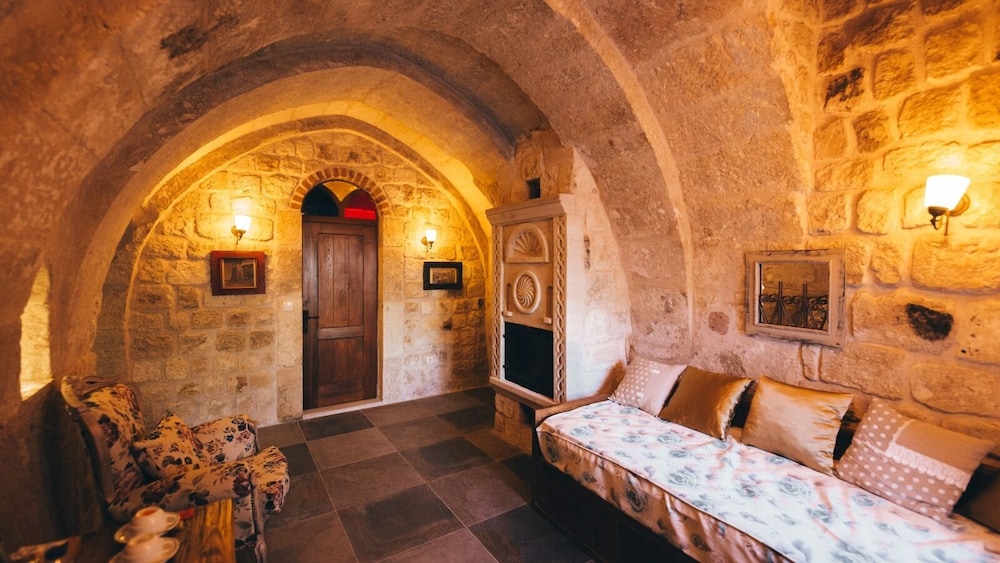 CAPPADOCIA OLD HOUSES 25/49
