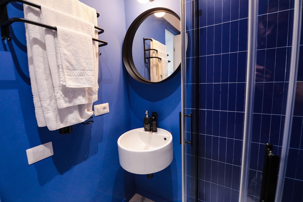 O.Effe. Global Suites at Vatican 43/50