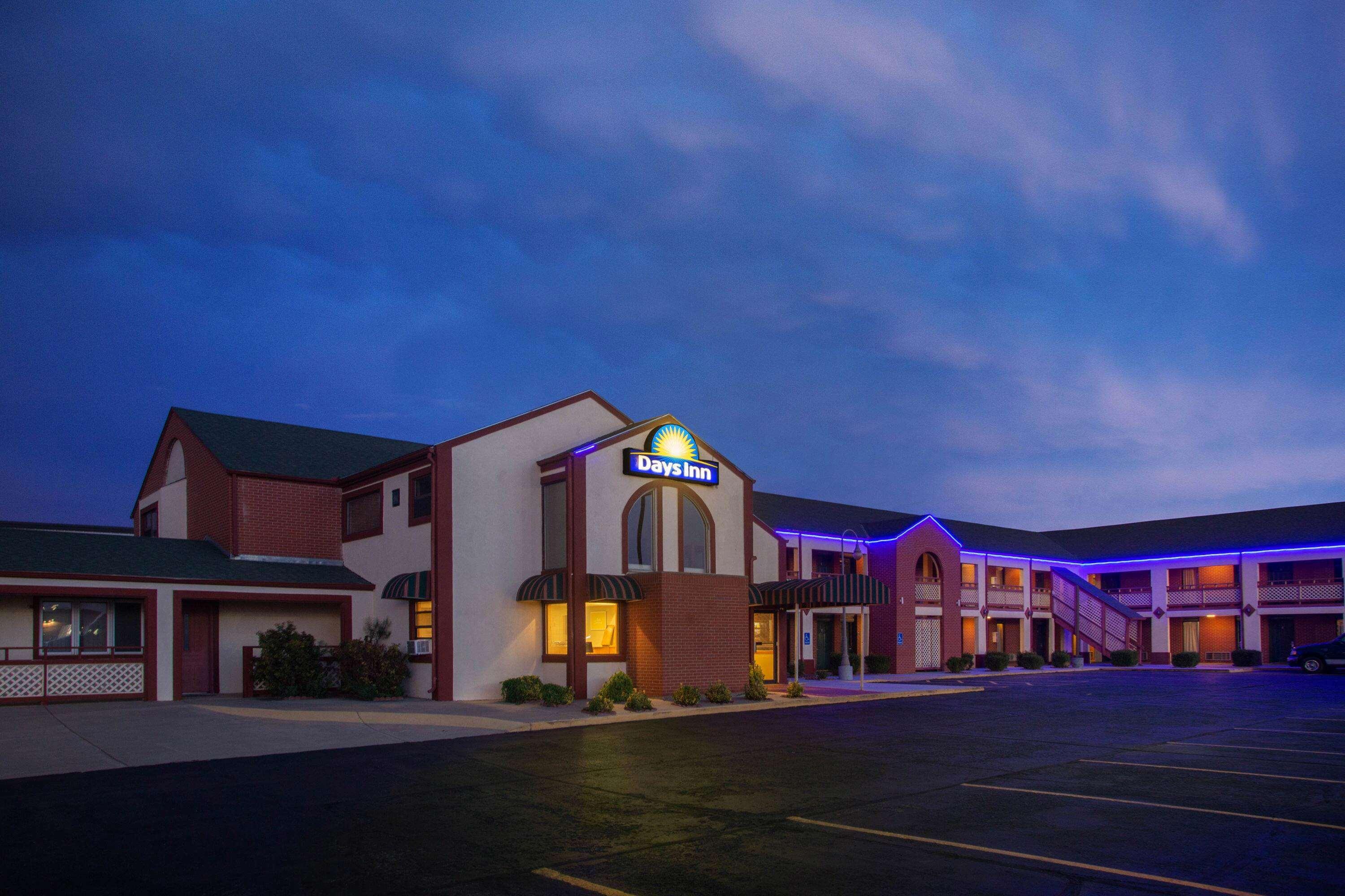 Economy Hotel Wichita- Florence St 3/48