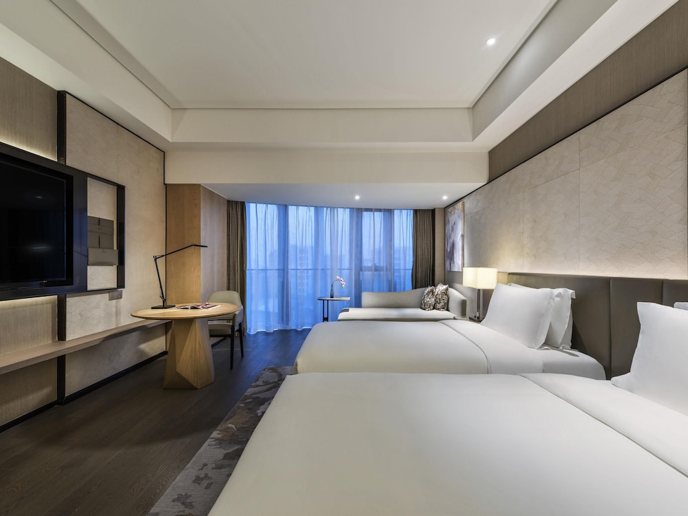Grand Mercure Shanghai Lingang 9/50