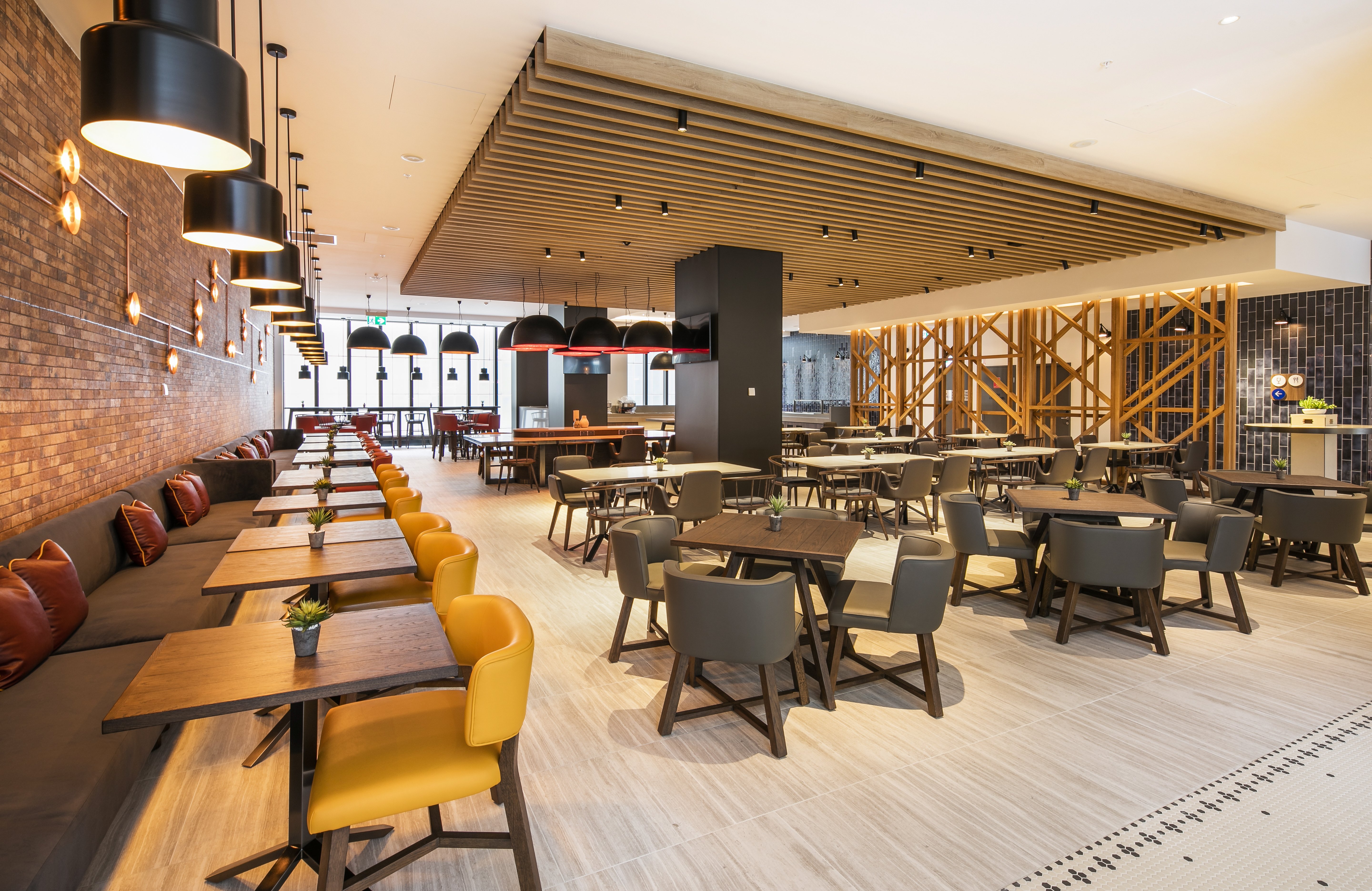 Holiday Inn Express Melbourne Little Collins 56/74