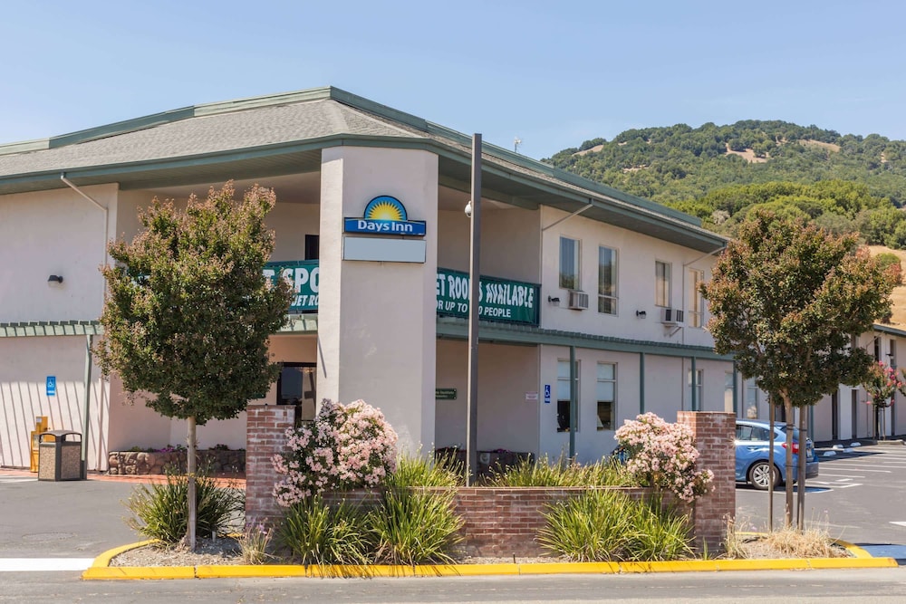 Days Inn by Wyndham Novato/San Francisco 1/50