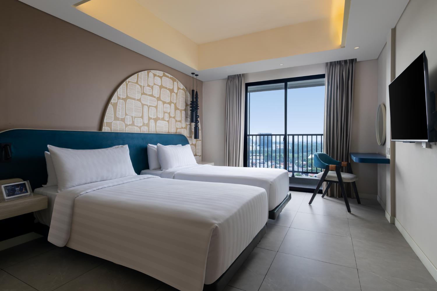 SUPERIOR, DOUBLE OR TWIN BED