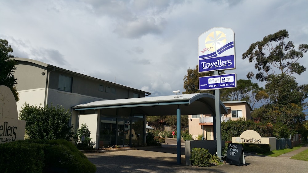 TRAVELLERS MOTOR VILLAGE 40/50