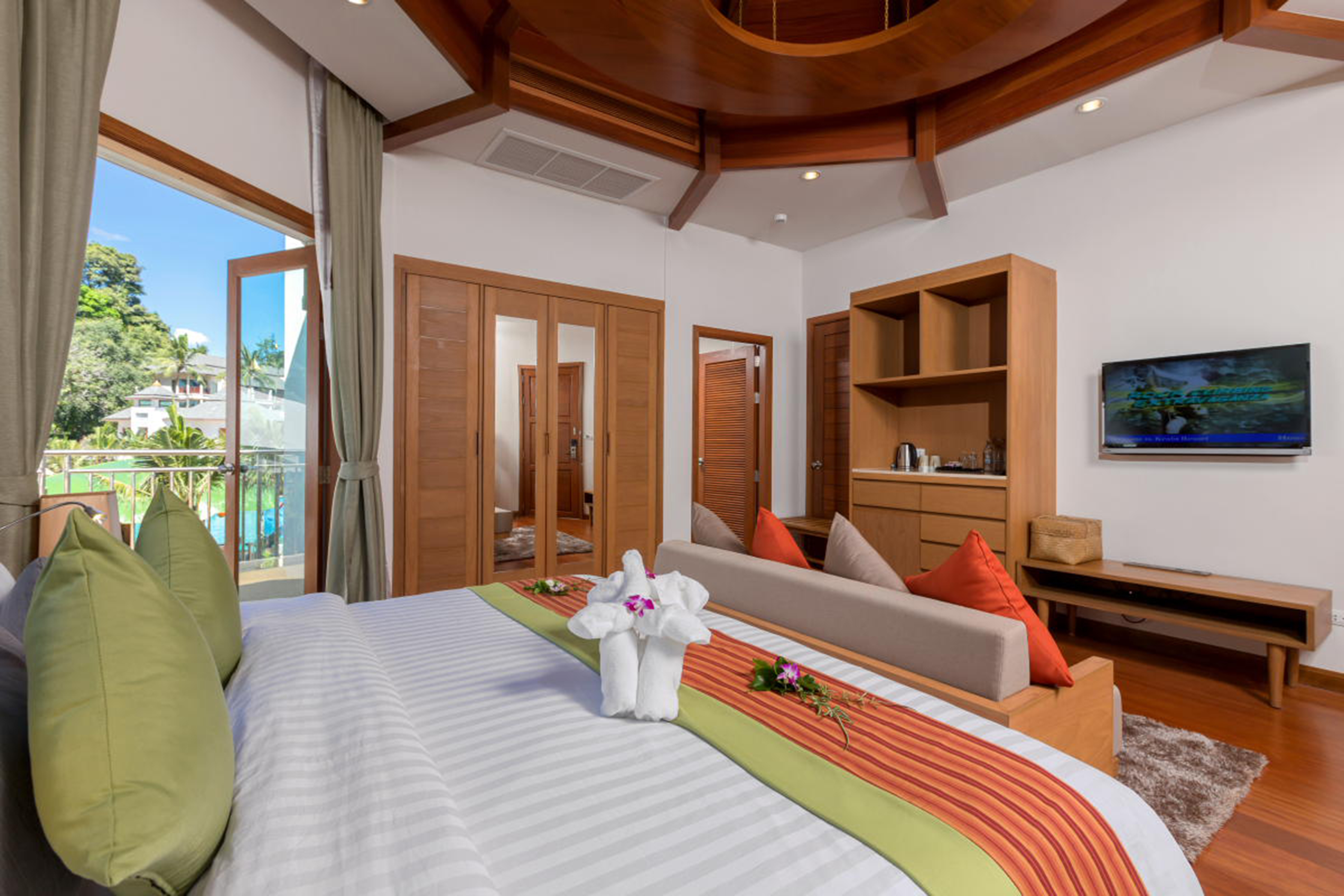 Luxury, Double or Twin Bed