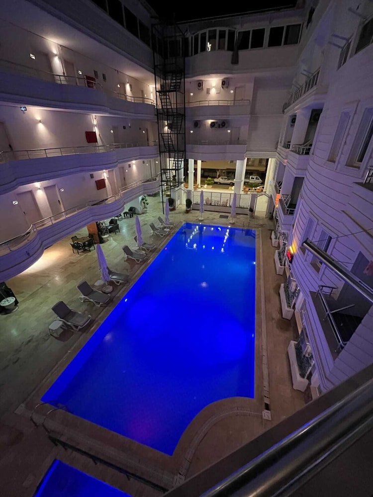 Club Efes Otel 20/49