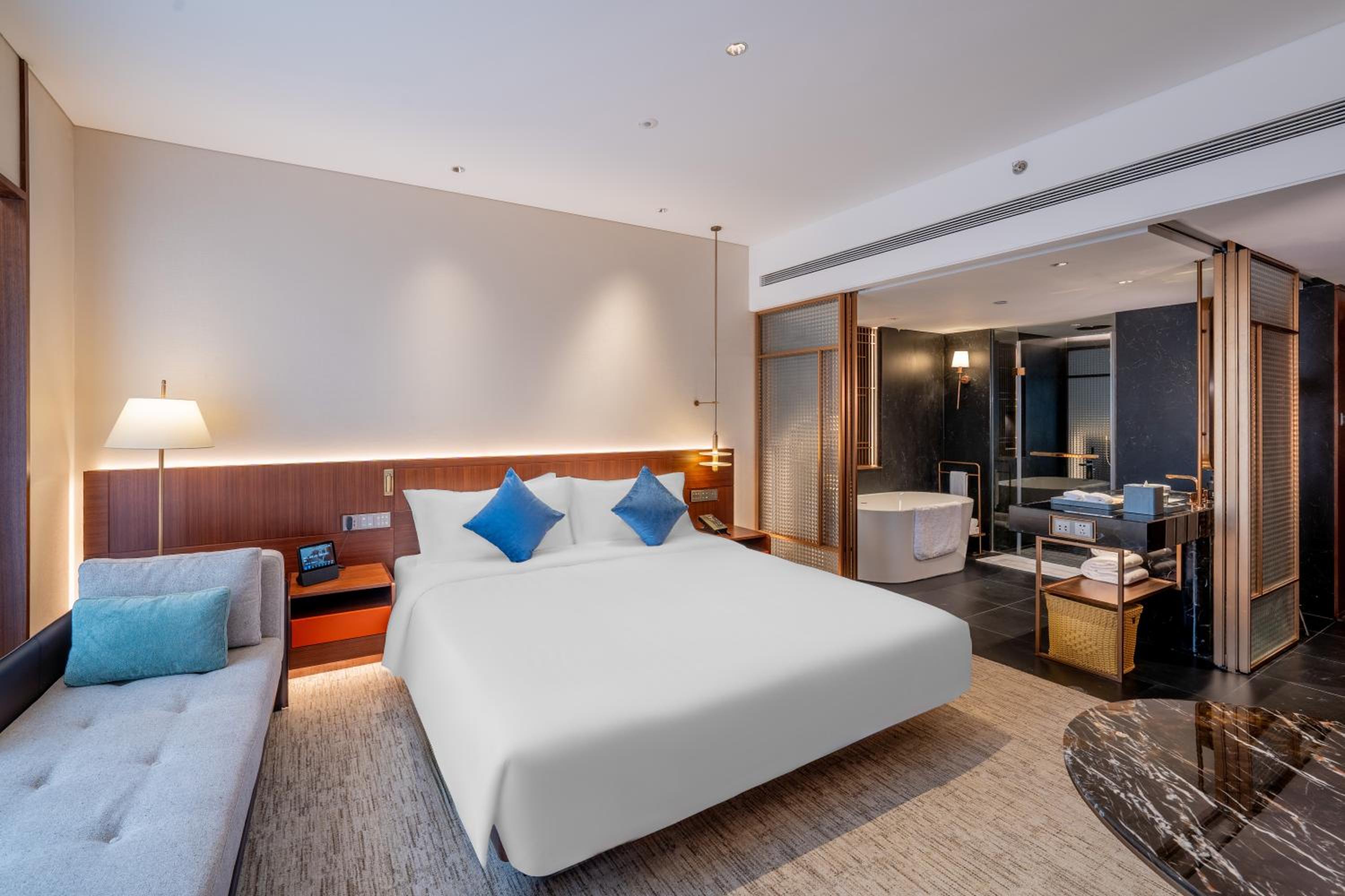 غرفة بريميير بسرير مزدوج، Wyndham Beijing North 3/5