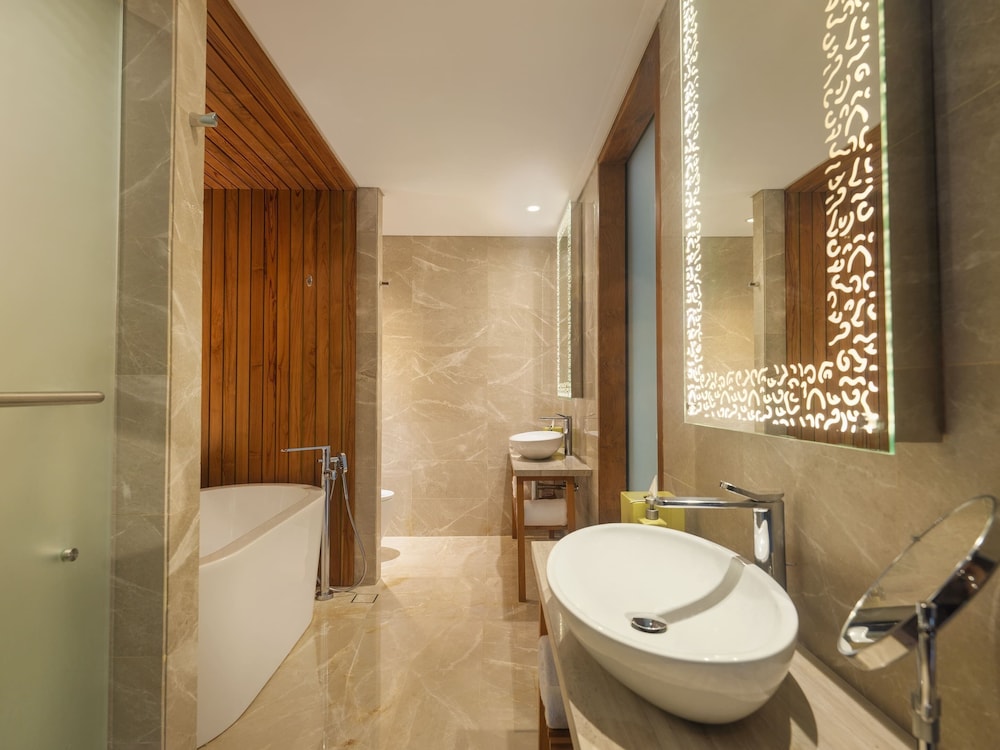 Maya Sanur Resort Spa 49/50