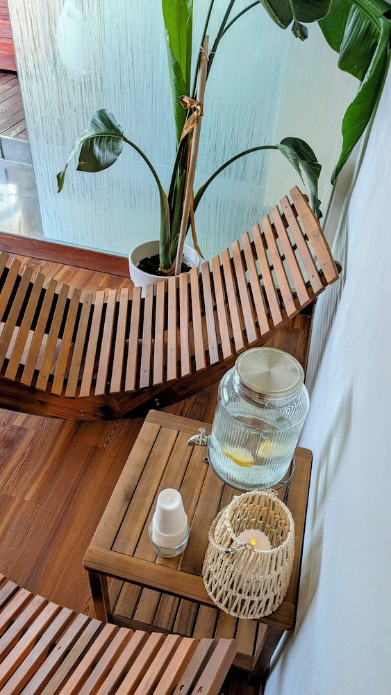 Acqua Resorts 11/40