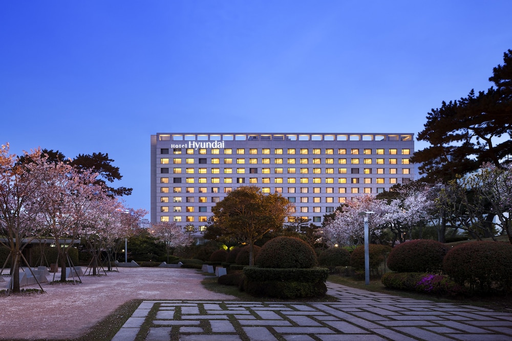 Hotel Hyundai By Lahan Ulsan in ULSAN