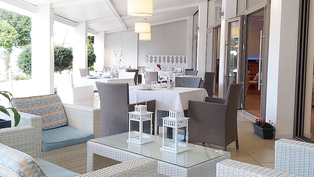 Akrogiali Boutique Hotel 28/50