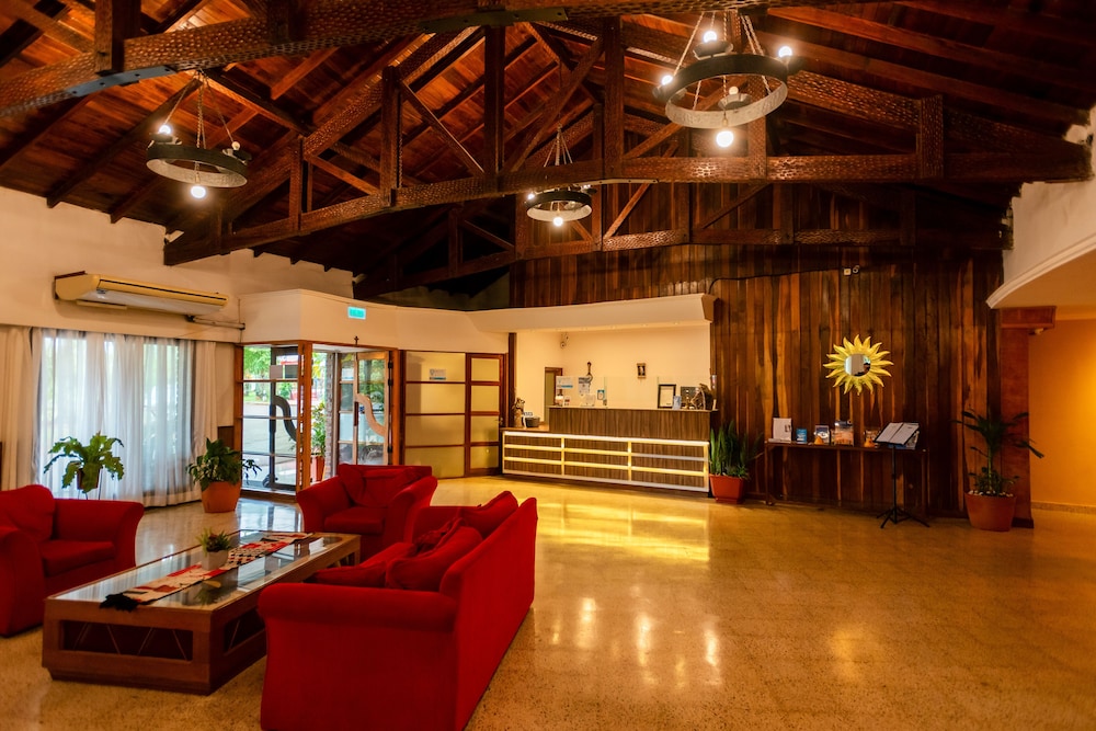 HOTEL TROPICAL 38/59
