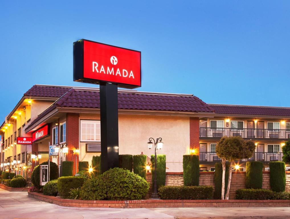 Ramada By Wyndham Luoyang Downtown 2/61