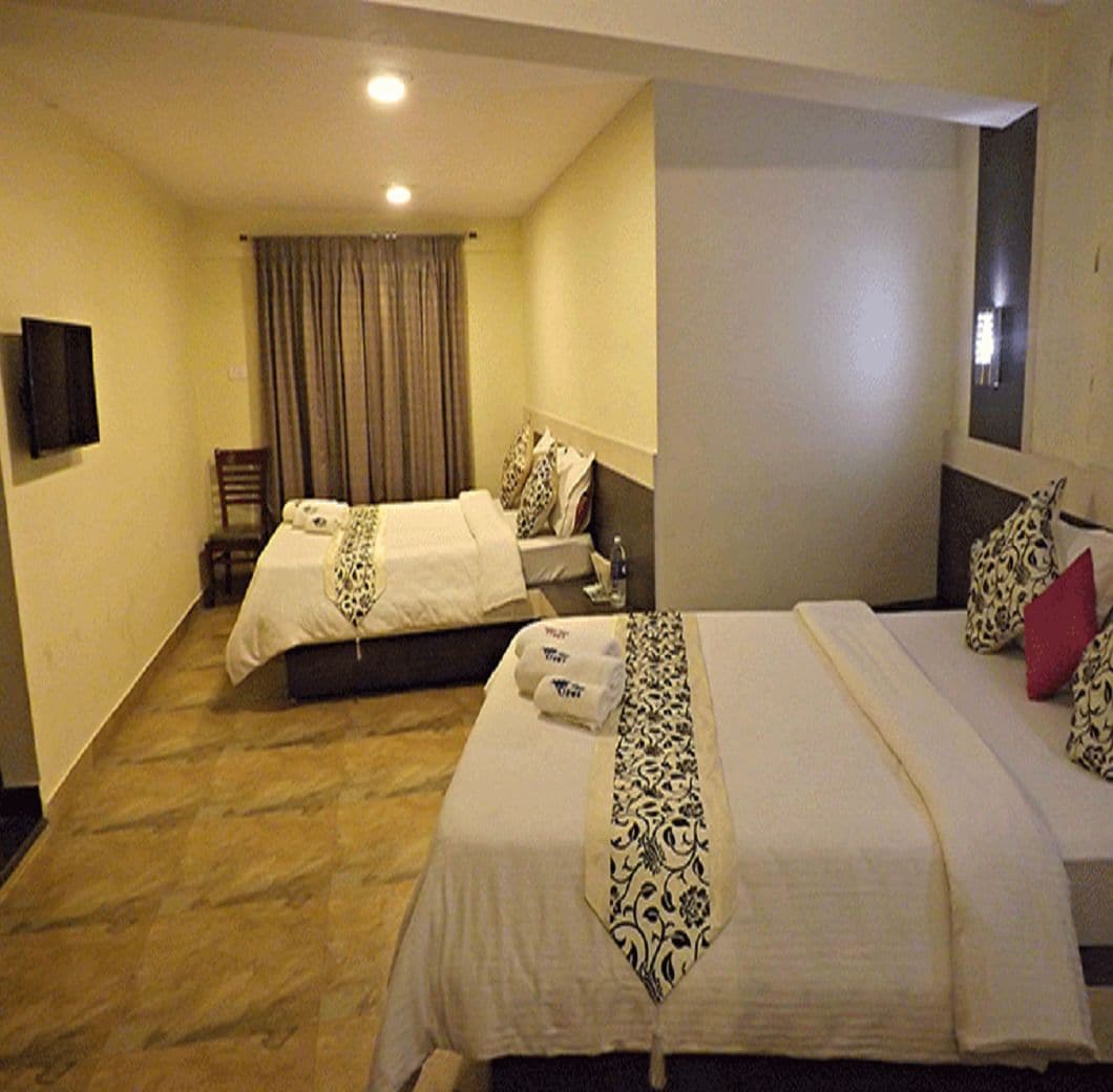 LUXURY, DOUBLE BED
