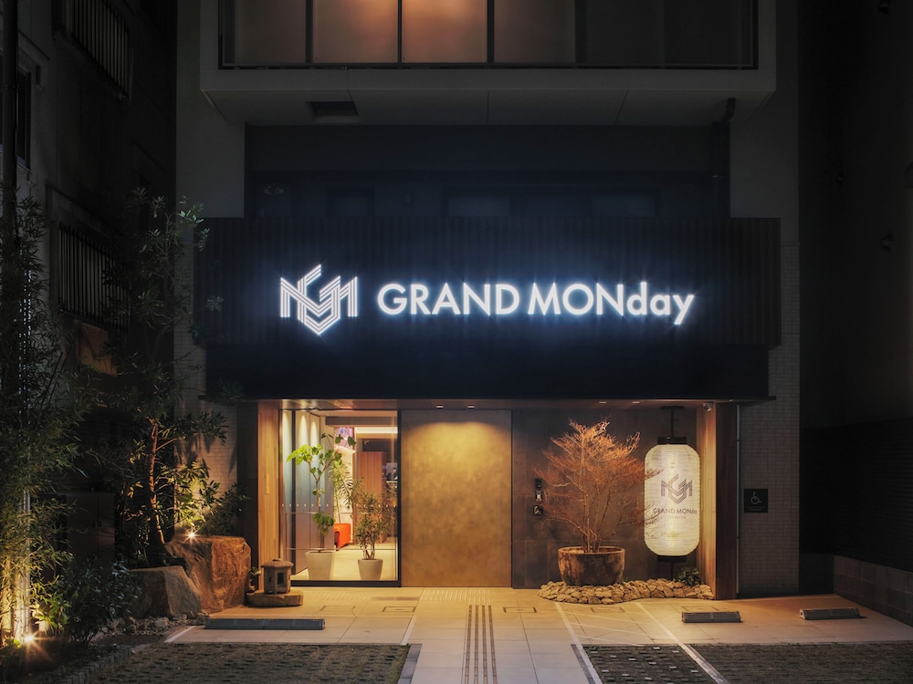 MONday Apart Premium 浅草 写真1