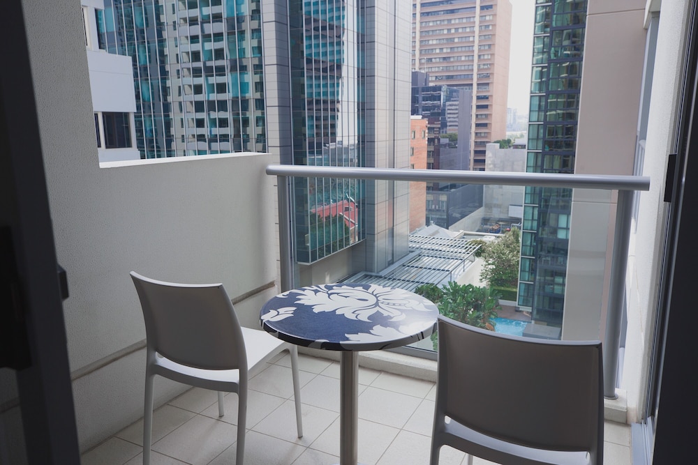 Mantra Midtown Brisbane 27/33