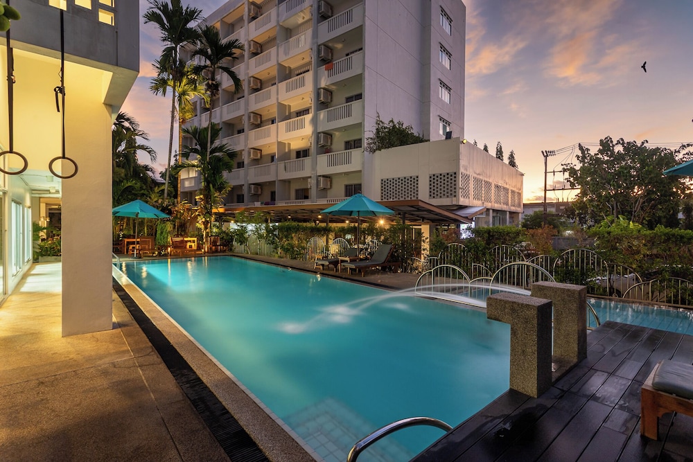 Recenta Phuket Suanluang 47/50