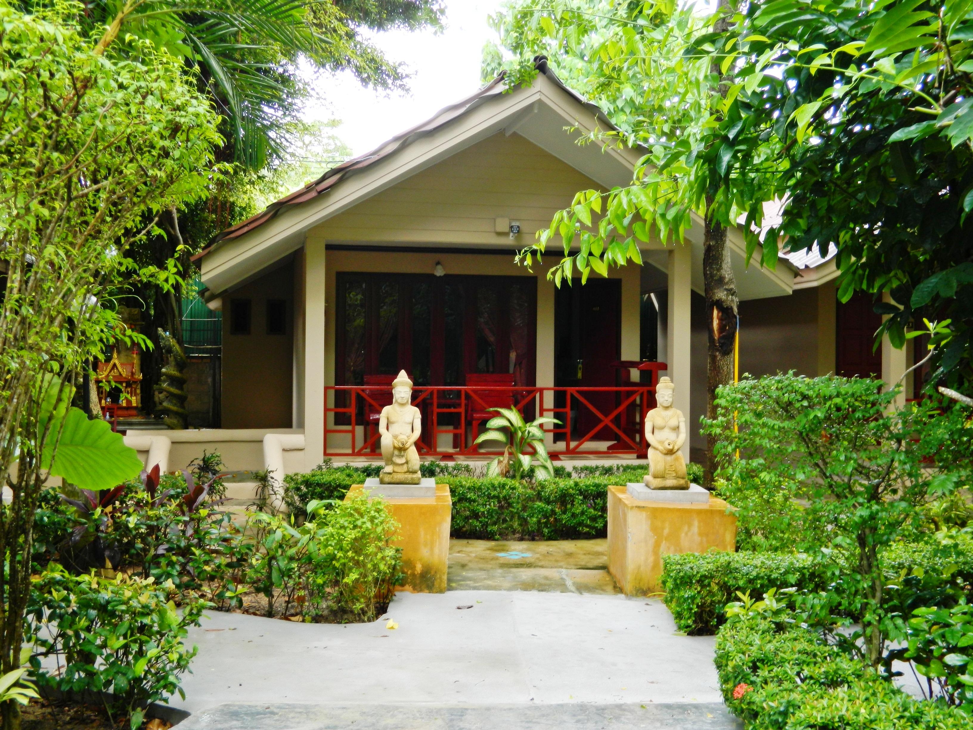 Niranapa Boutique Resort 7/50