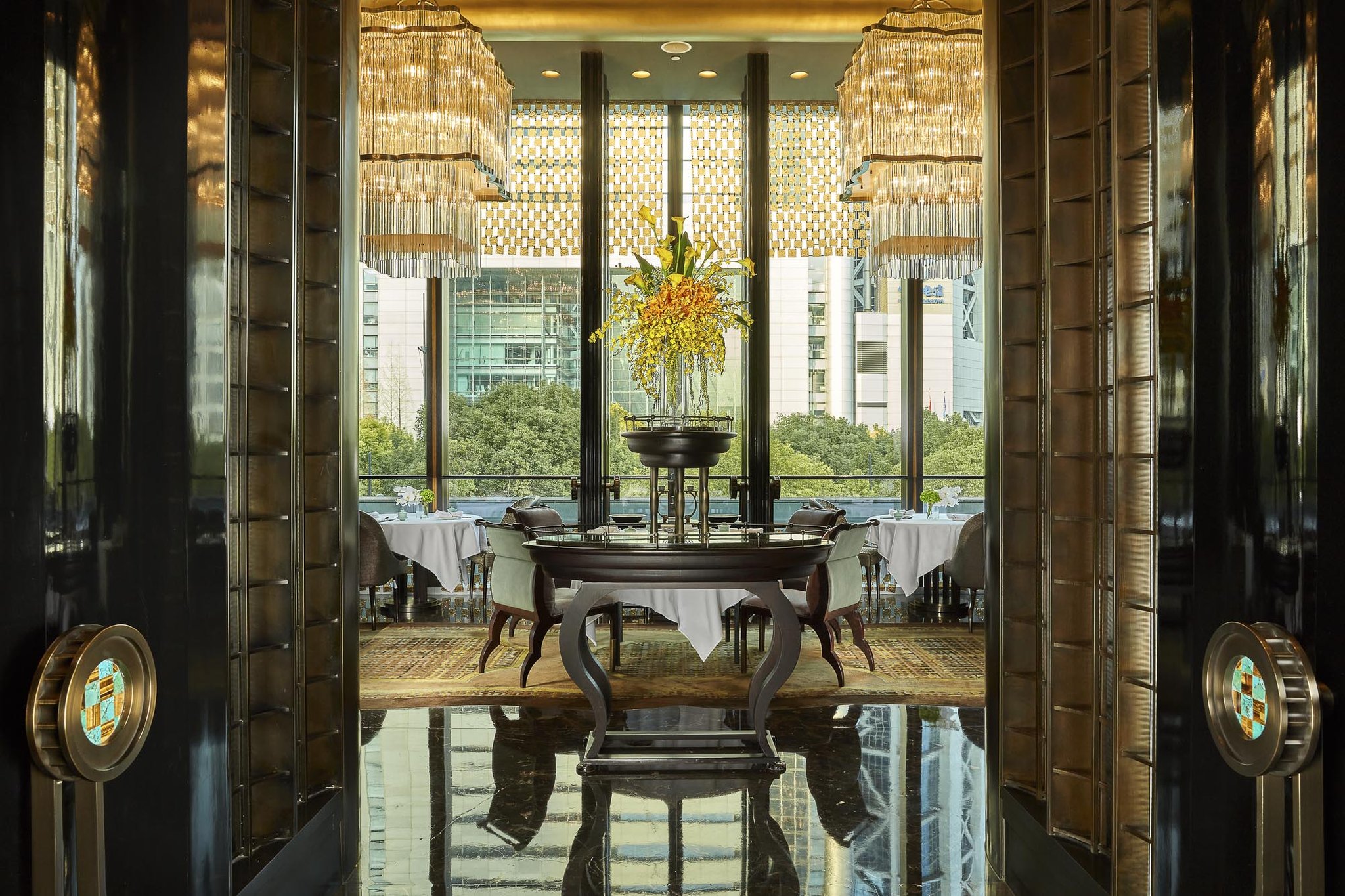 Regent Pudong Shanghai 55/84