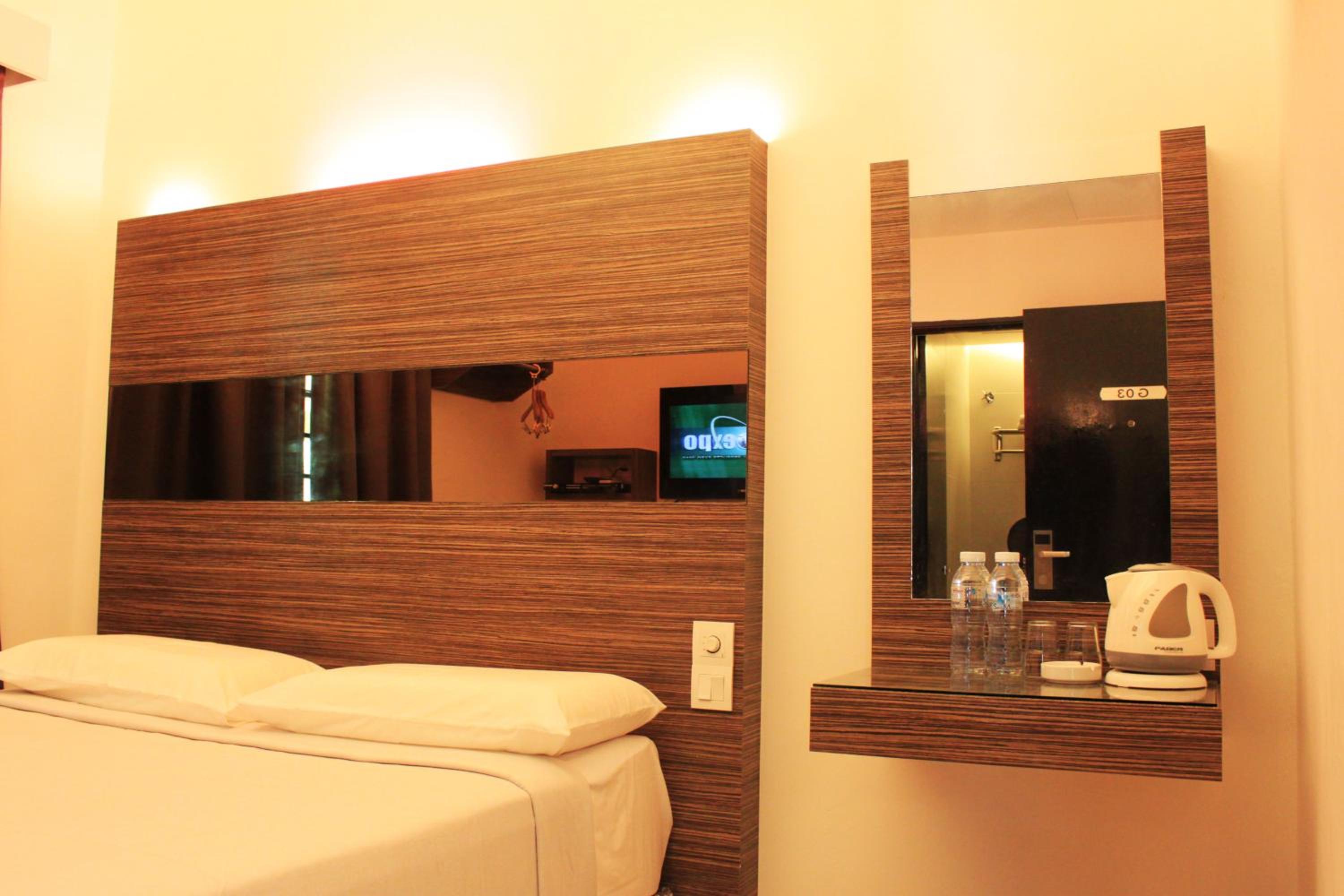 Superior, Queen Bed