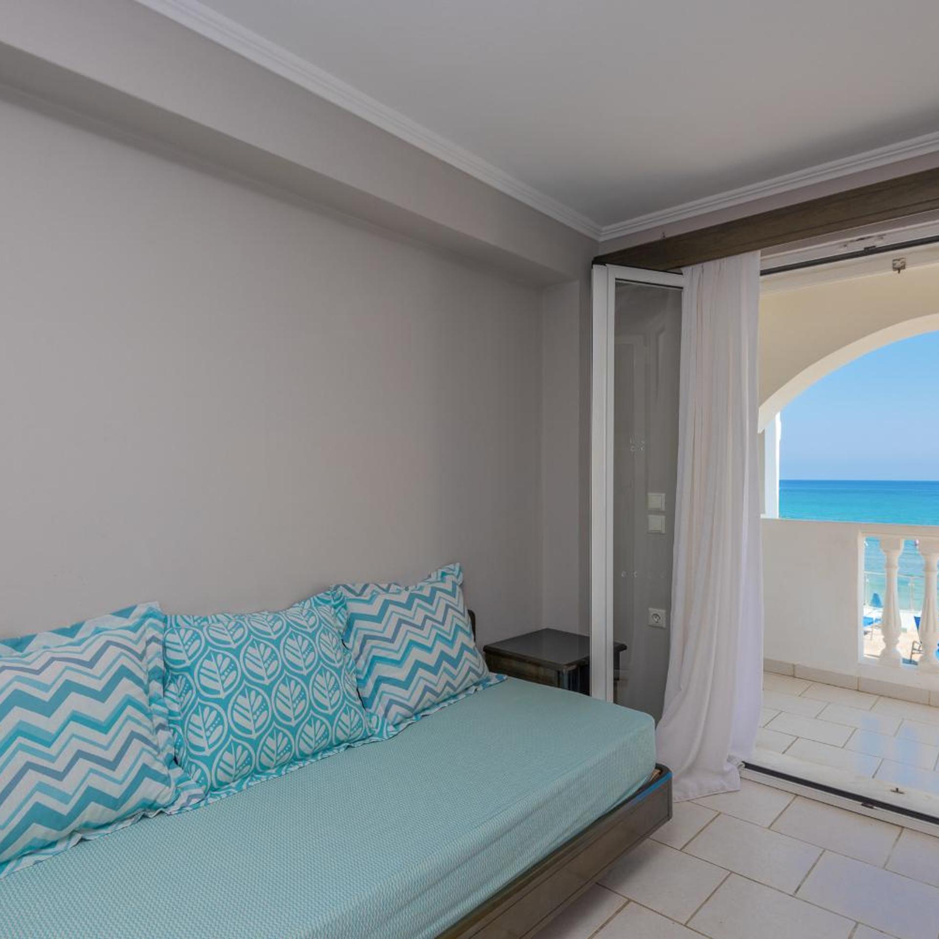 Boletsos Beach 13/52