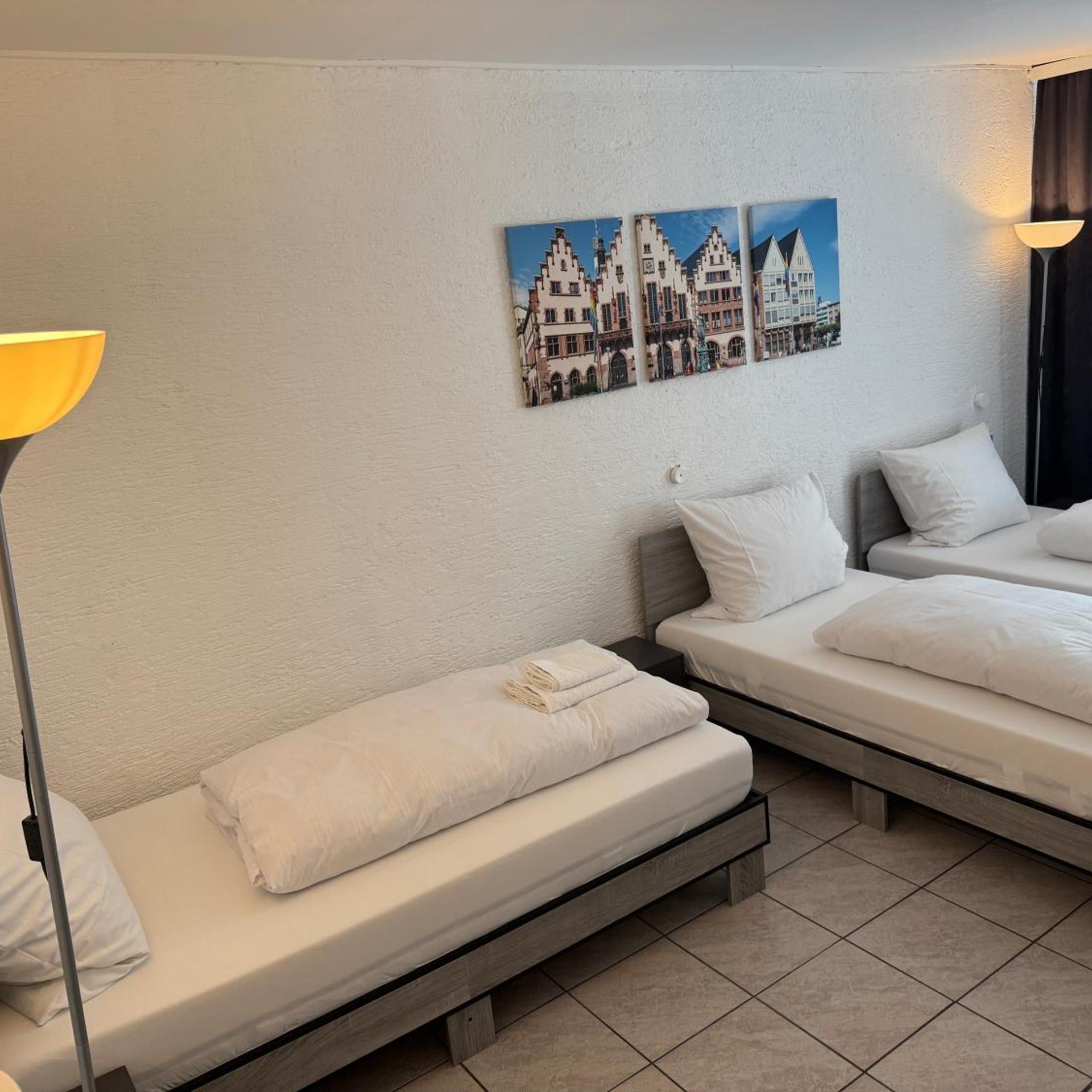 Hotel Main Taunus 12/18